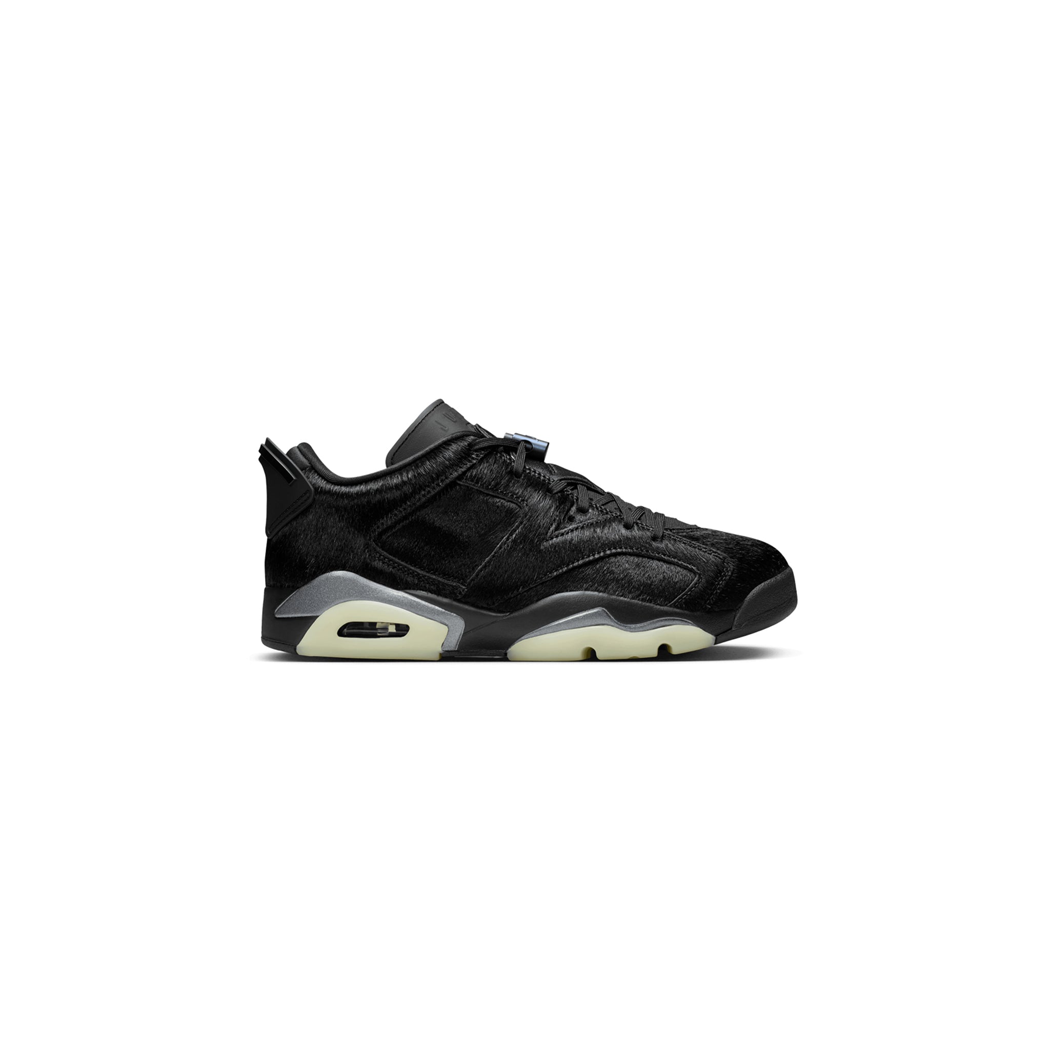 AIR JORDAN 6 RETRO WOMEN’S LOW ‘BLACKOUT’